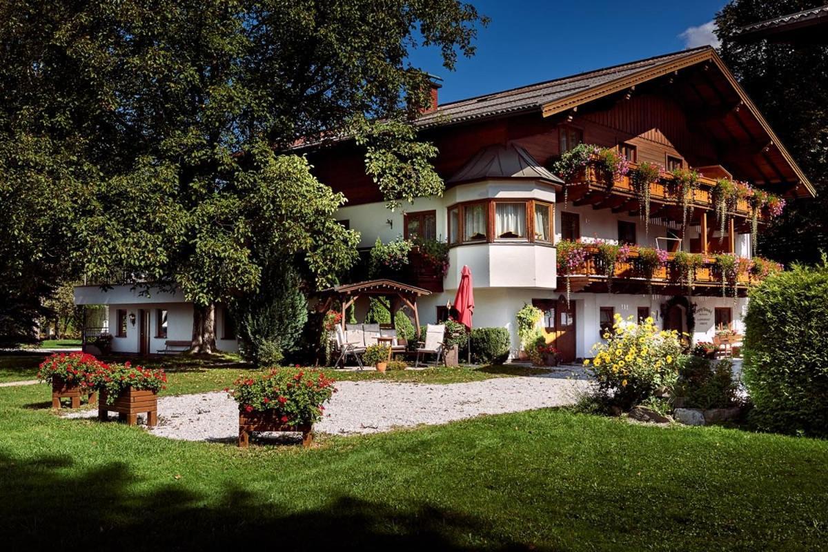 Gaestehaus Kastenhof Sankt Johann im Pongau Exterior foto